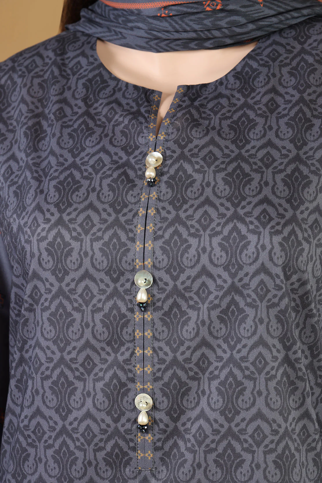 Unstitched Printed Lawn Shirt - Image 3