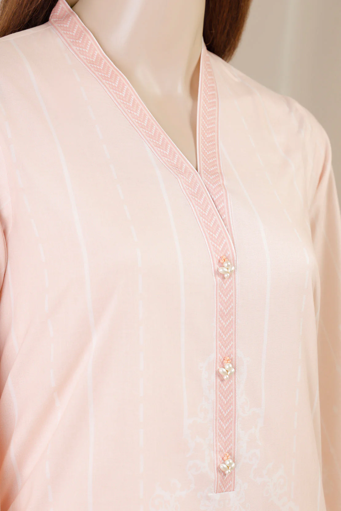 Unstitched Printed Lawn Shirt - Image 2