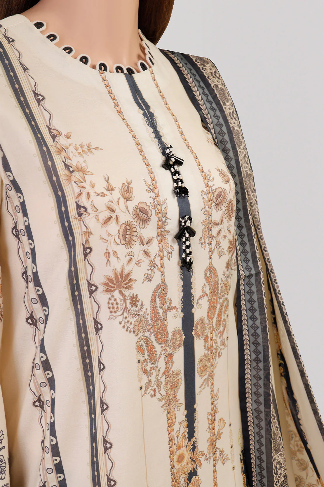 Unstitched Printed Lawn Shirt - Image 3