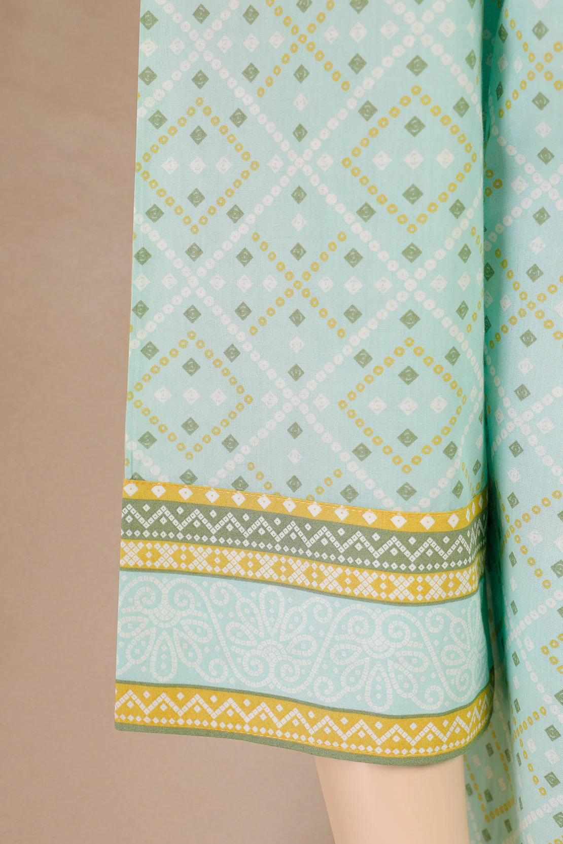 Unstitched Printed Lawn Shirt - Image 3