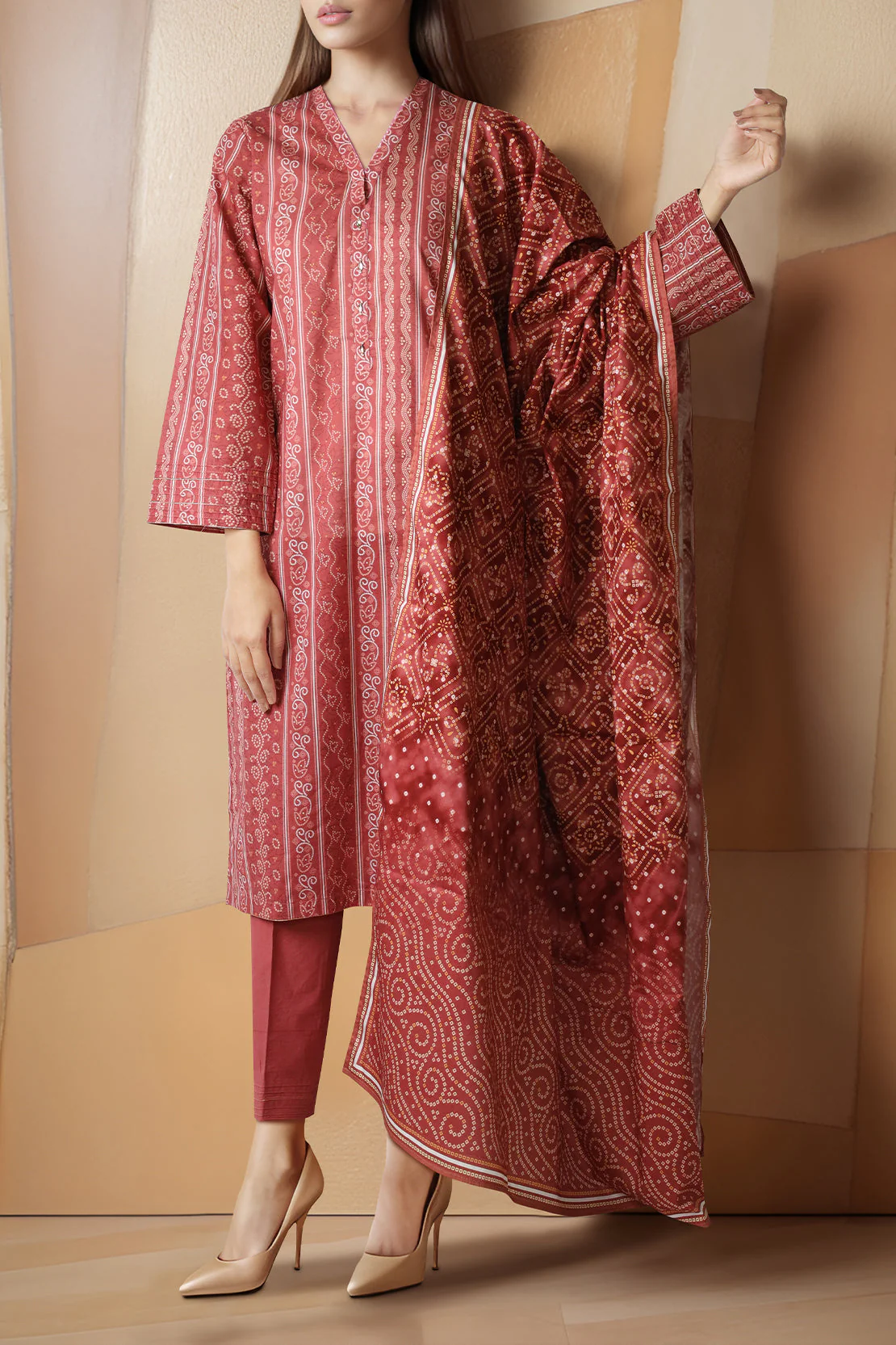 Unstitched Printed Lawn Shirt - Image 3