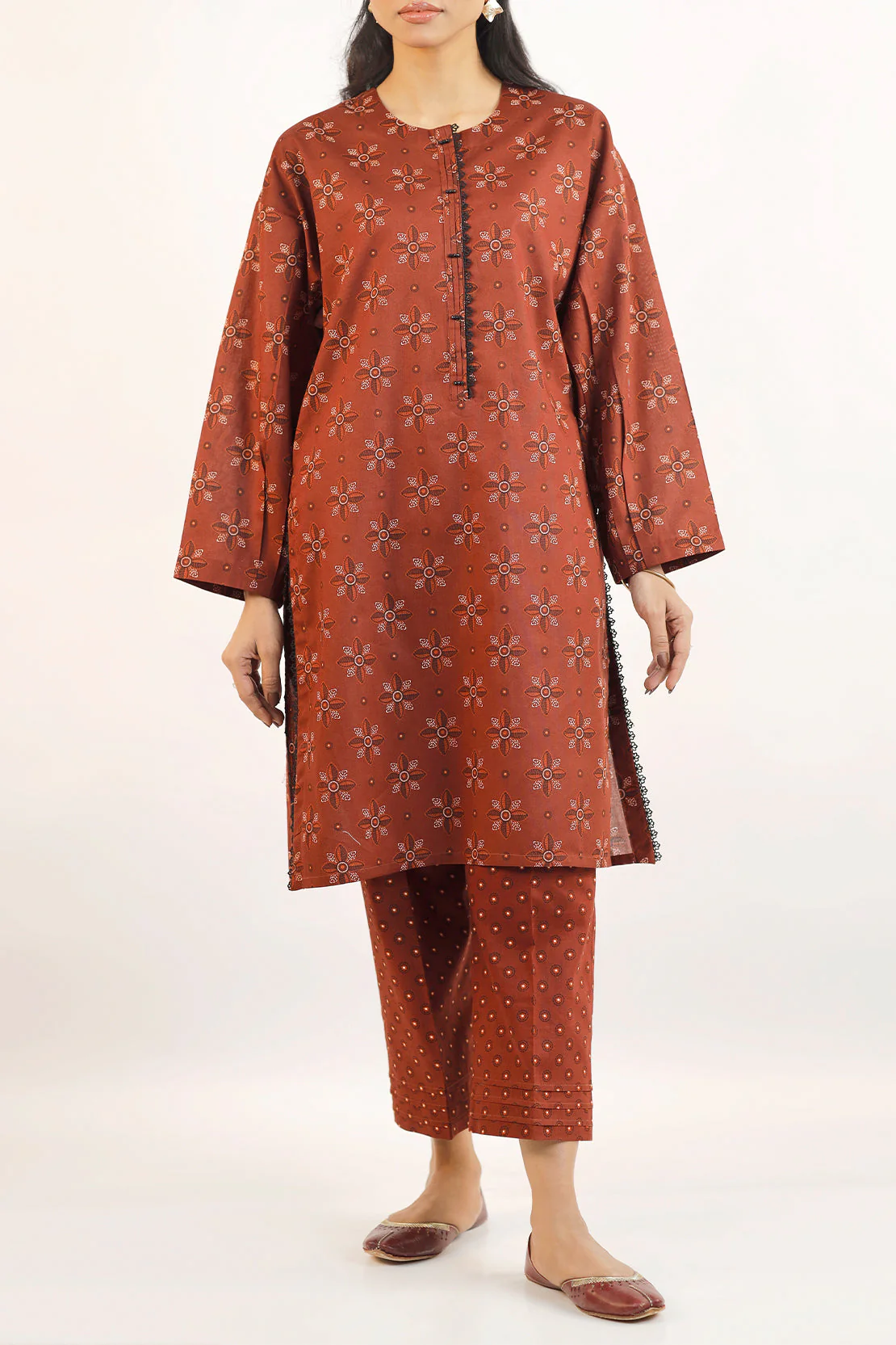 Unstitched Printed Lawn Shirt - Image 2