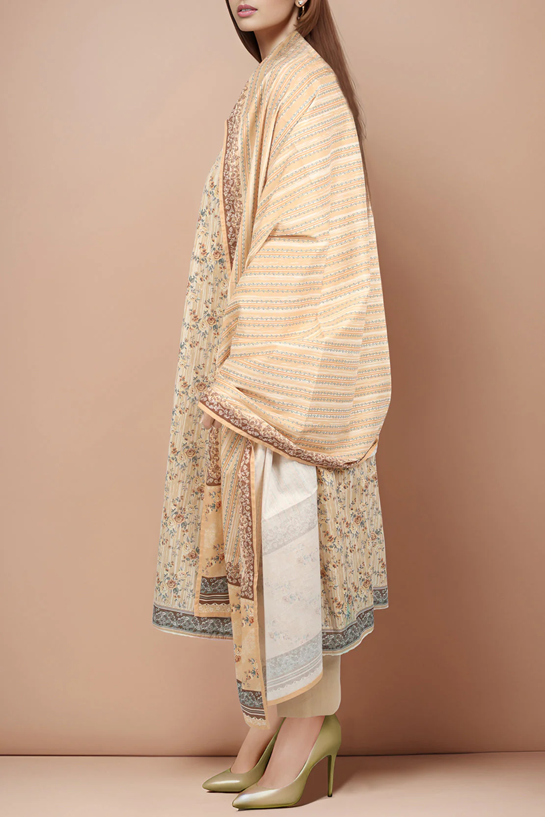Unstitched Printed Lawn Shirt - Image 2