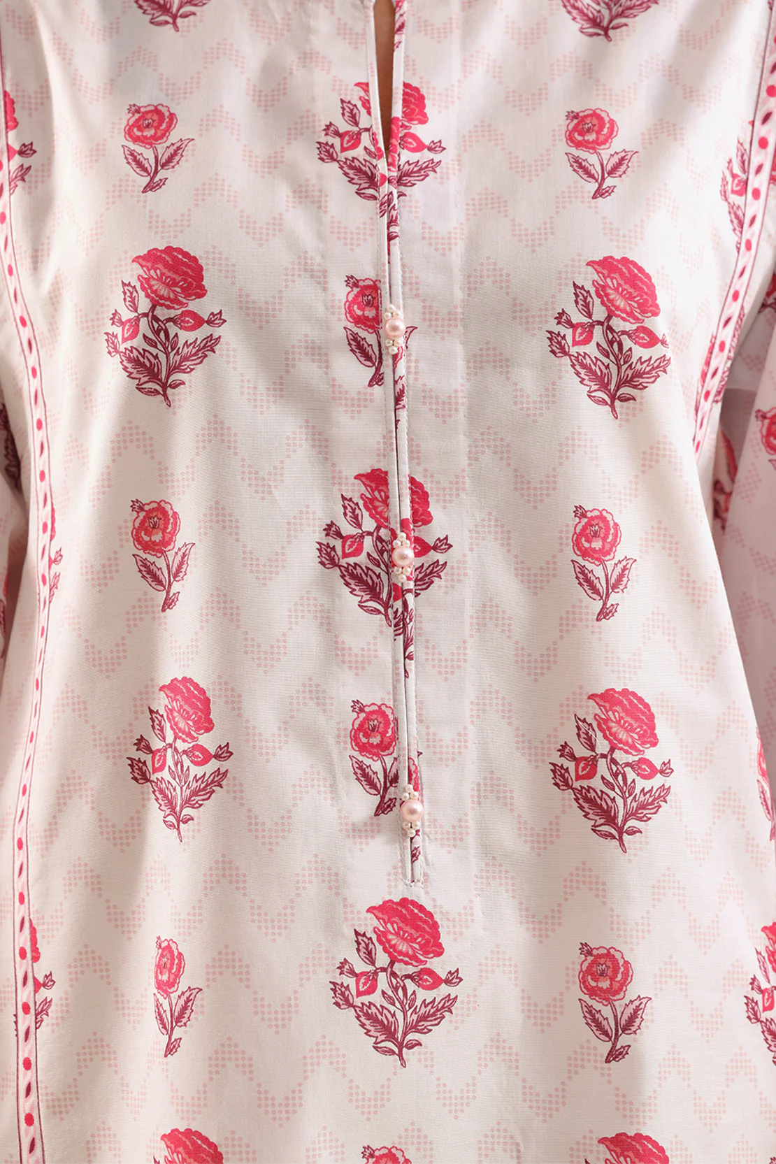 Unstitched Printed Lawn Shirt - Image 4