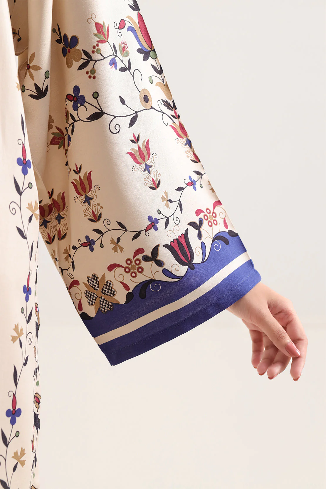 Unstitched Printed Linen 3 Piece - Image 4
