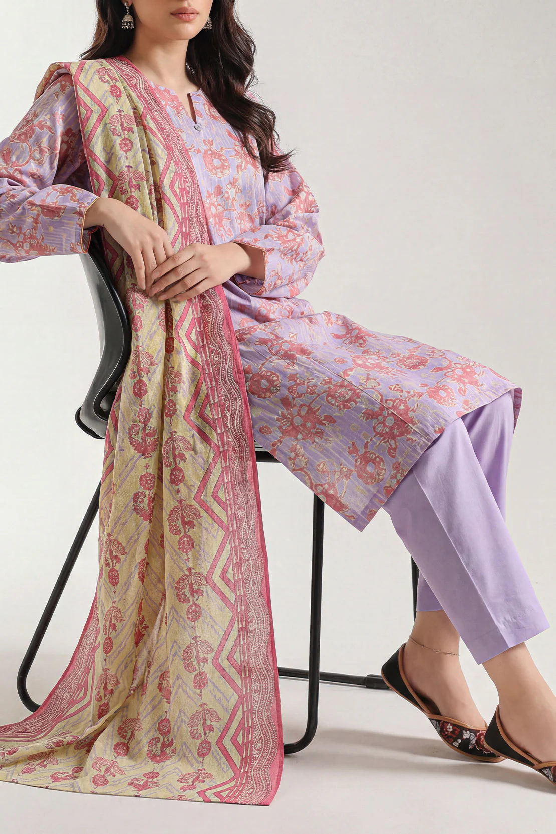 Unstitched Printed Self Strip Lawn 3 Piece - Image 2