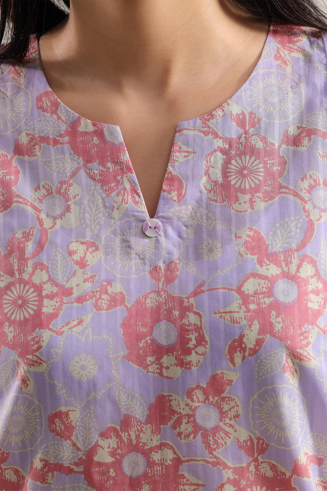 Unstitched Printed Self Strip Lawn 3 Piece - Image 4