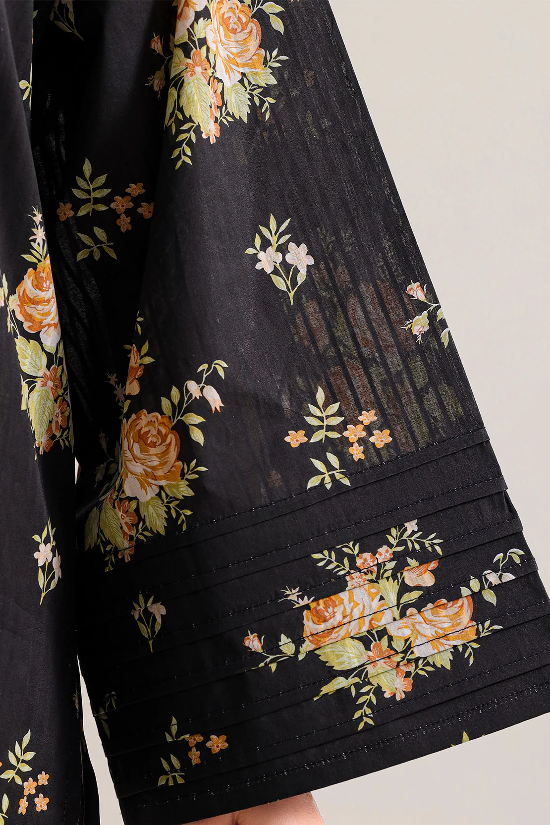 Unstitched Printed Self Strip Lawn 3 Piece - Image 5