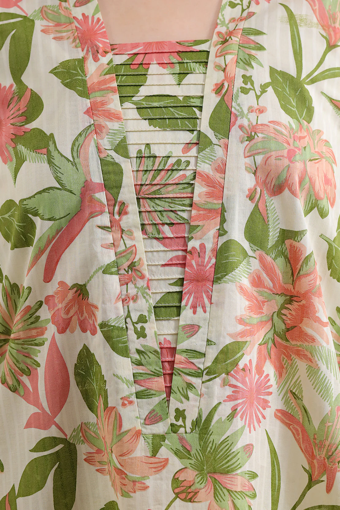 Unstitched Printed Self Strip Lawn 3 Piece - Image 4