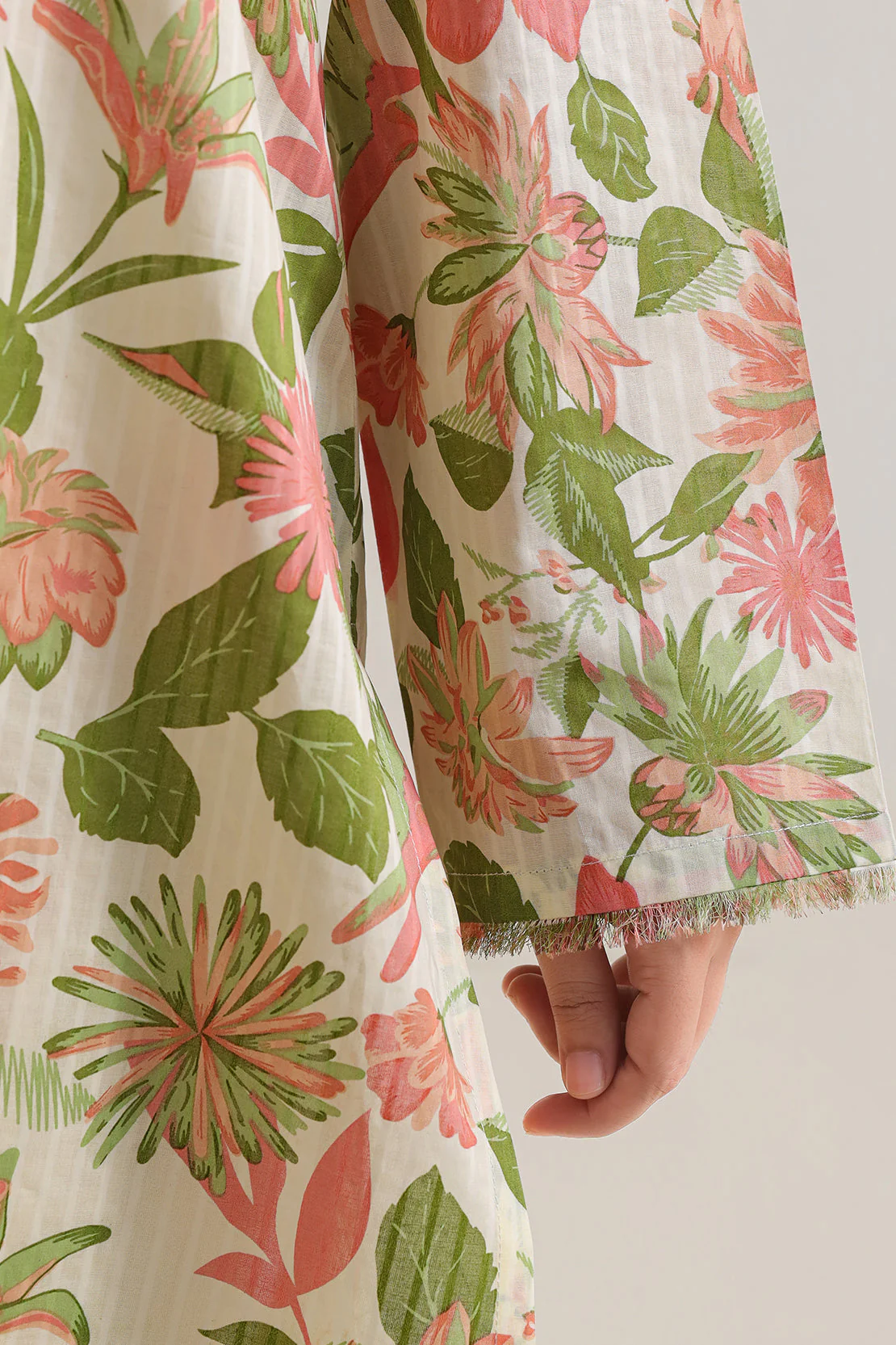 Unstitched Printed Self Strip Lawn 3 Piece - Image 5