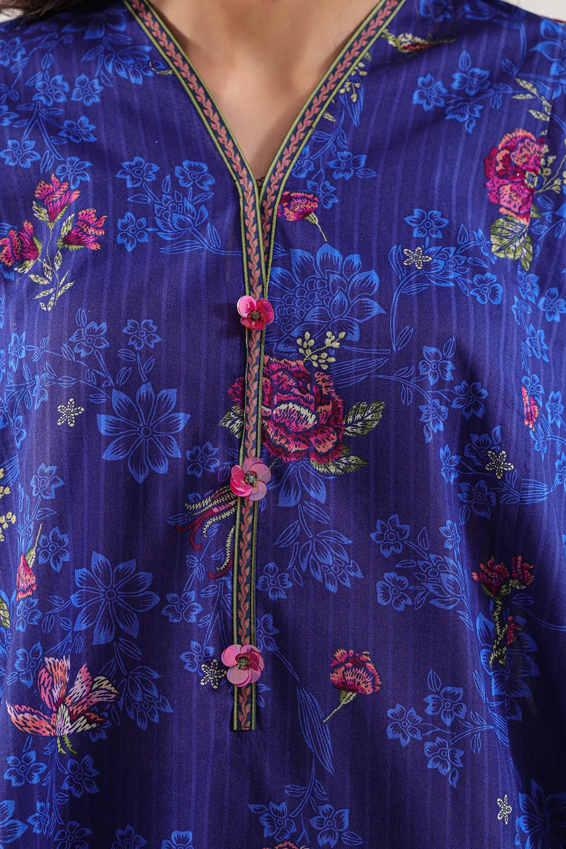 Unstitched Printed Self Strip Lawn 3 Piece - Image 3