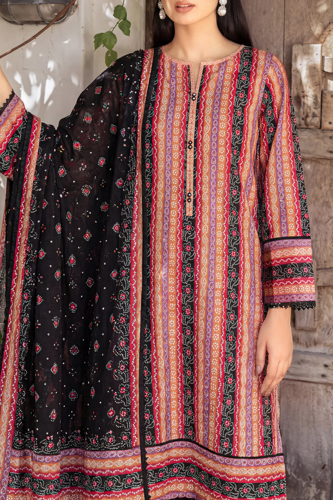 Unstitched Printed Self Strip Lawn 3 Piece - Image 2