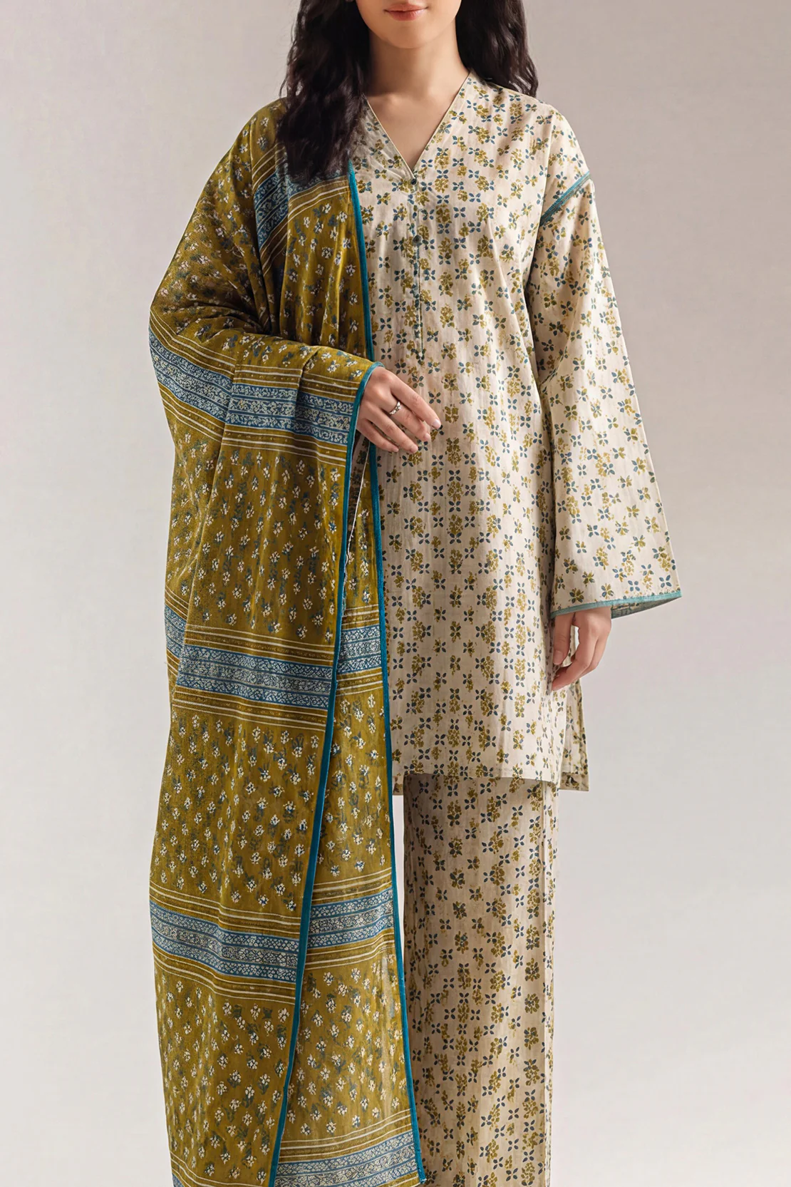 Unstitched Printed Self Strip Lawn 3 Piece - Image 2