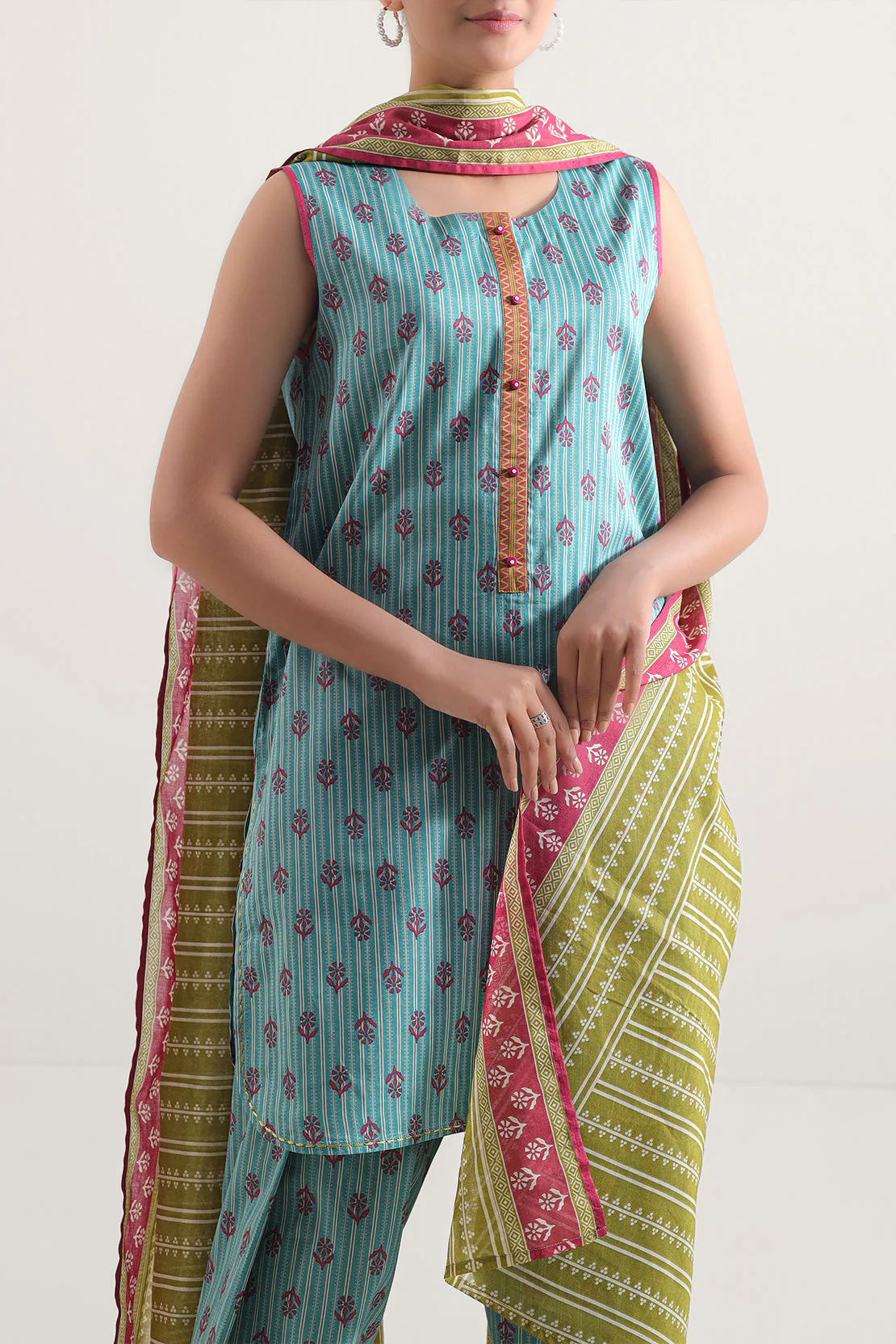 Unstitched Printed Self Strip Lawn 3 Piece - Image 2