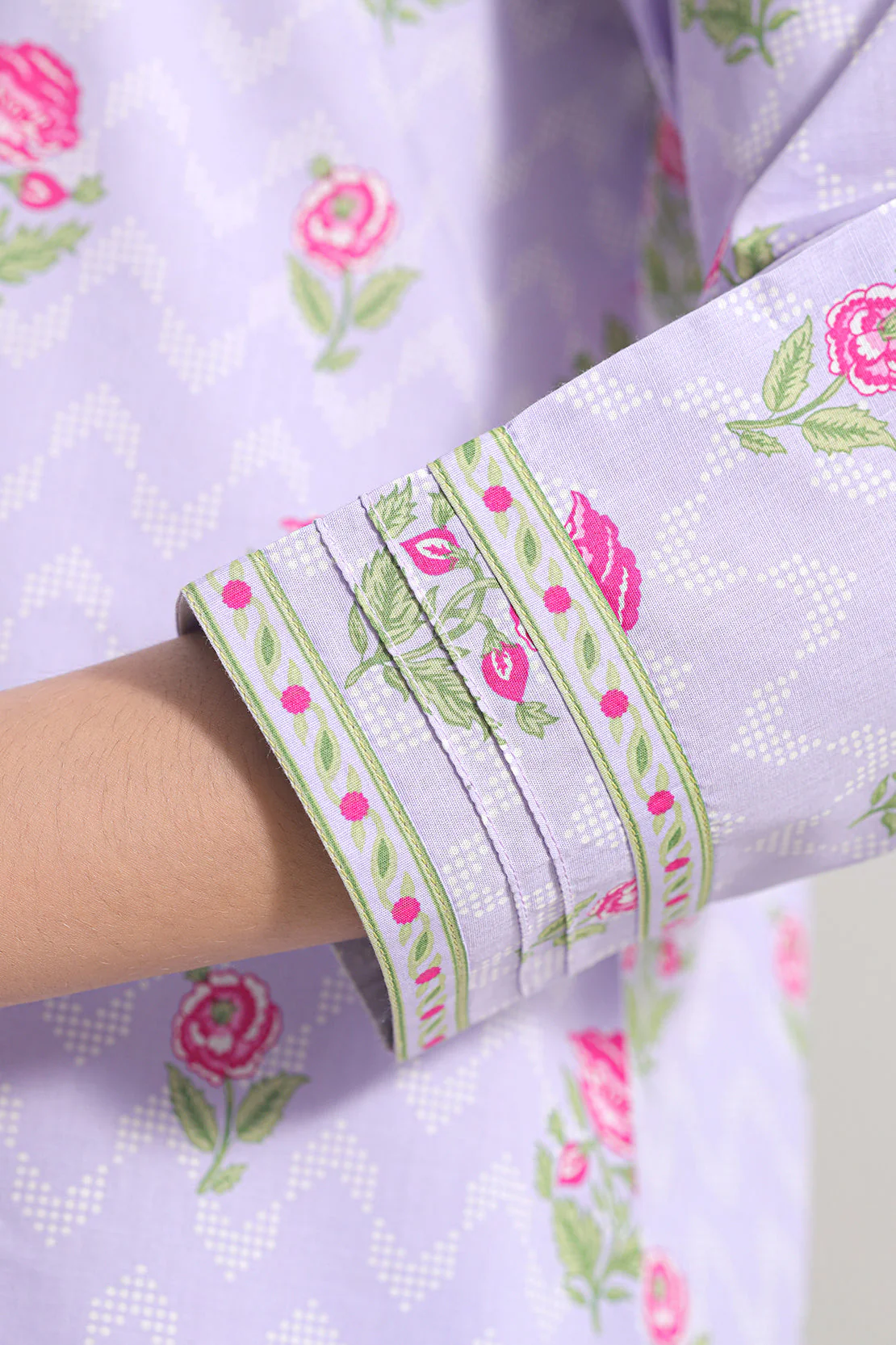 Unstitched Printed Self Strip Lawn 3 Piece - Image 6