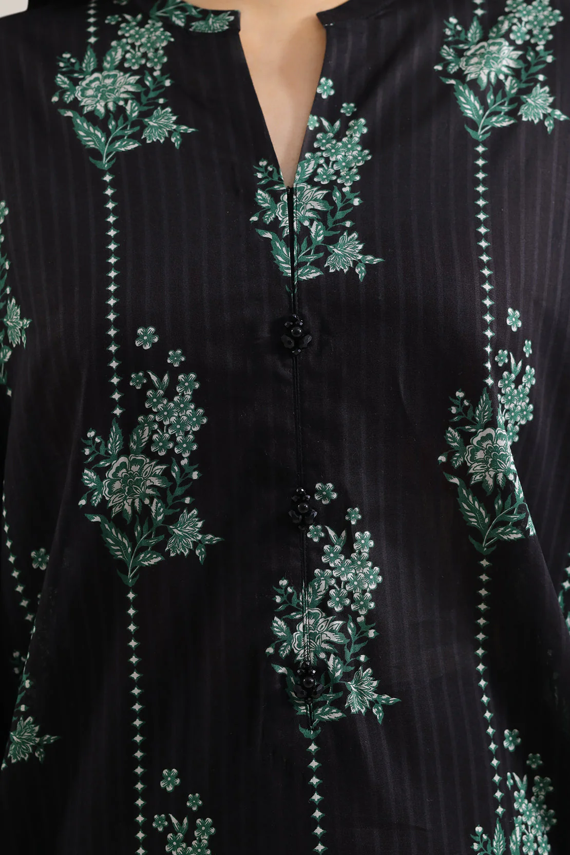Unstitched Printed Self Strip Lawn 3 Piece - Image 3