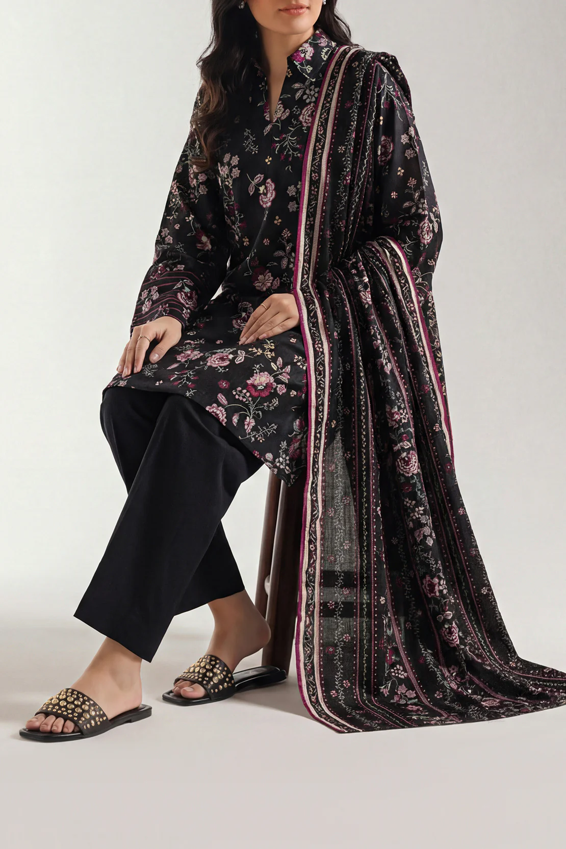 Unstitched Printed Self Strip Lawn 3 Piece - Image 2