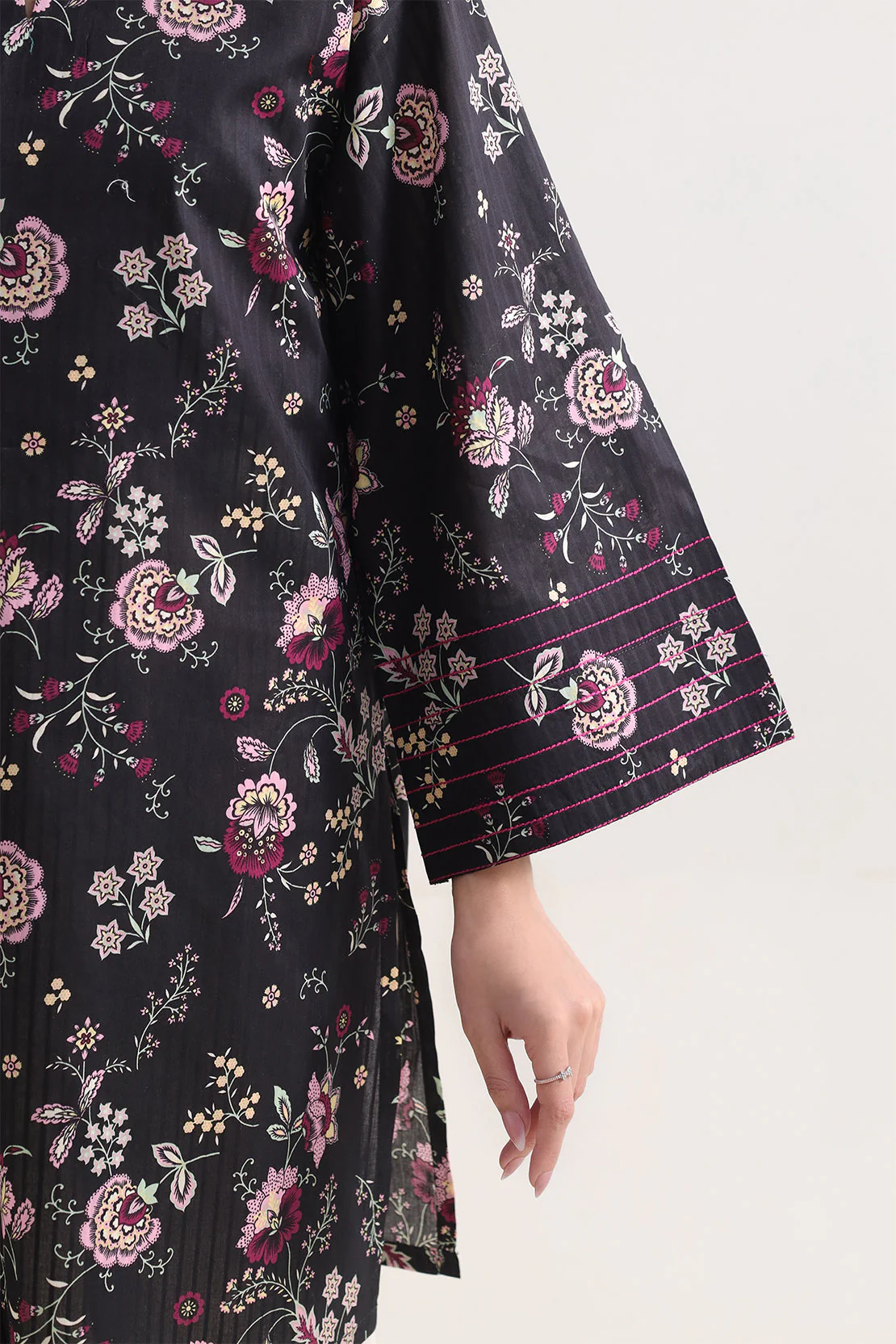 Unstitched Printed Self Strip Lawn 3 Piece - Image 3
