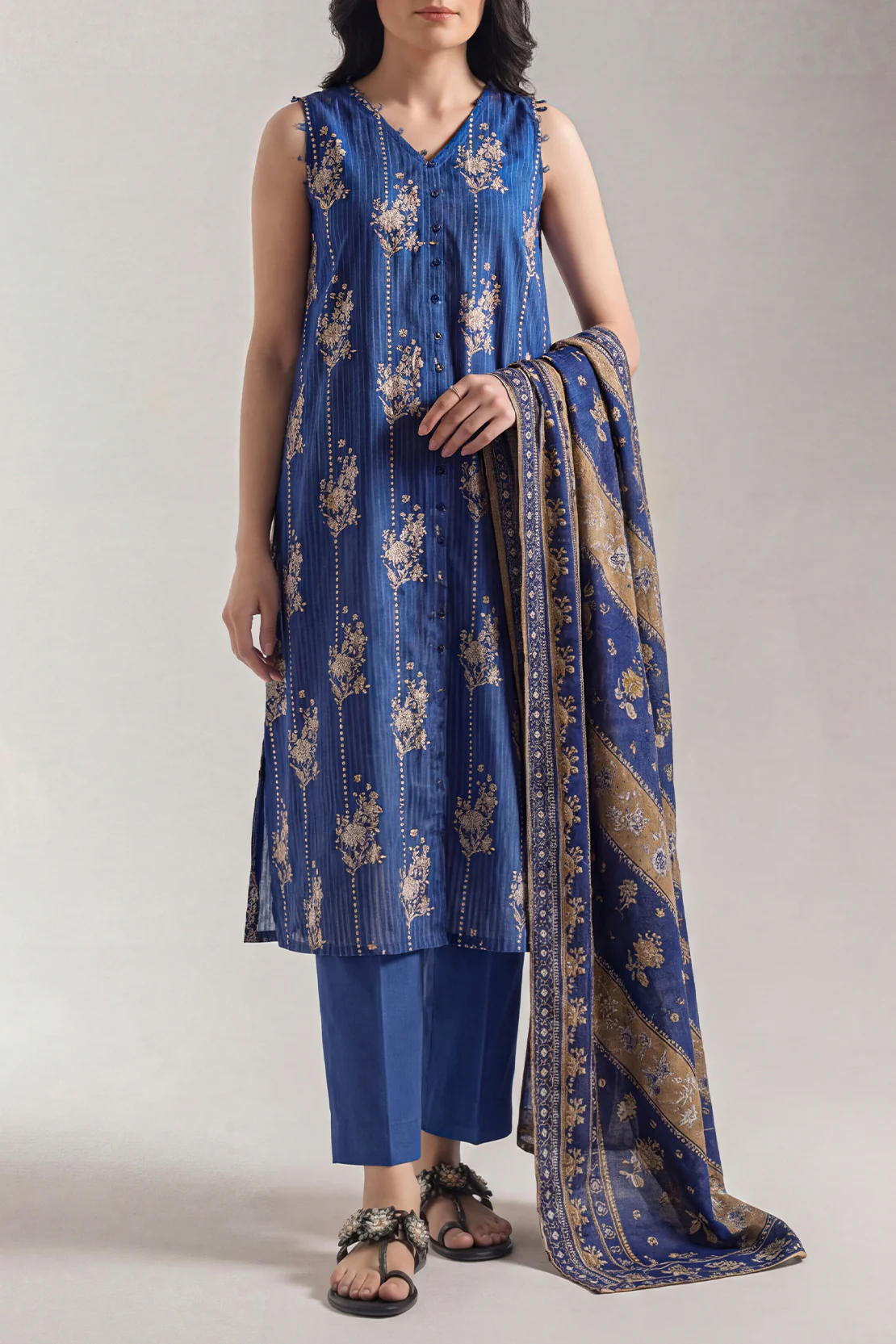 Unstitched Printed Self Strip Lawn 3 Piece - Image 2