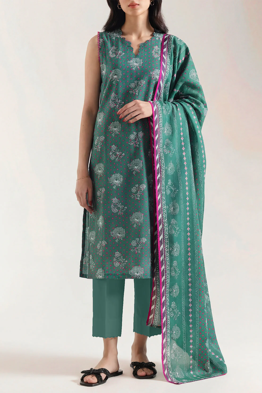 Unstitched Printed Self Strip Lawn 3 Piece - Image 2