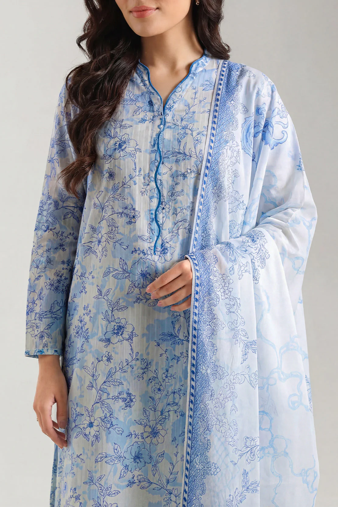 Unstitched Printed Self Strip Lawn 3 Piece - Image 4