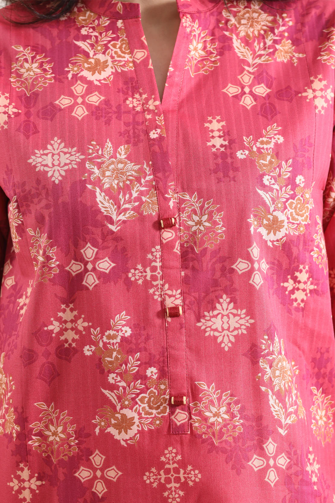 Unstitched Printed Self Strip Lawn 3 Piece - Image 5