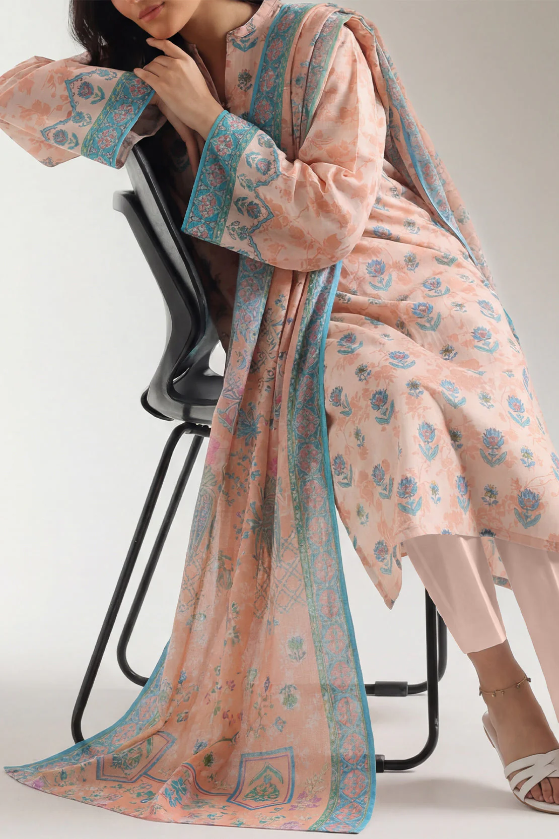 Unstitched Printed Self Strip Lawn 3 Piece - Image 2