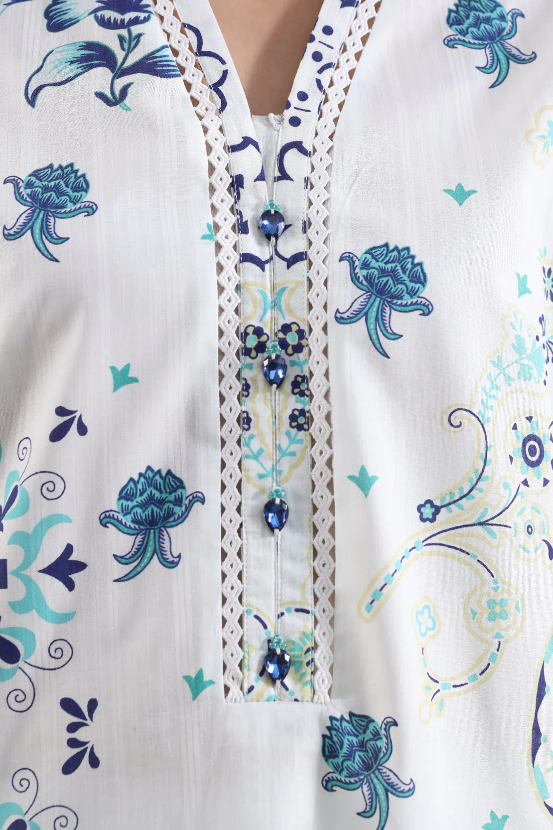Unstitched Printed Self Strip Lawn 3 Piece - Image 5