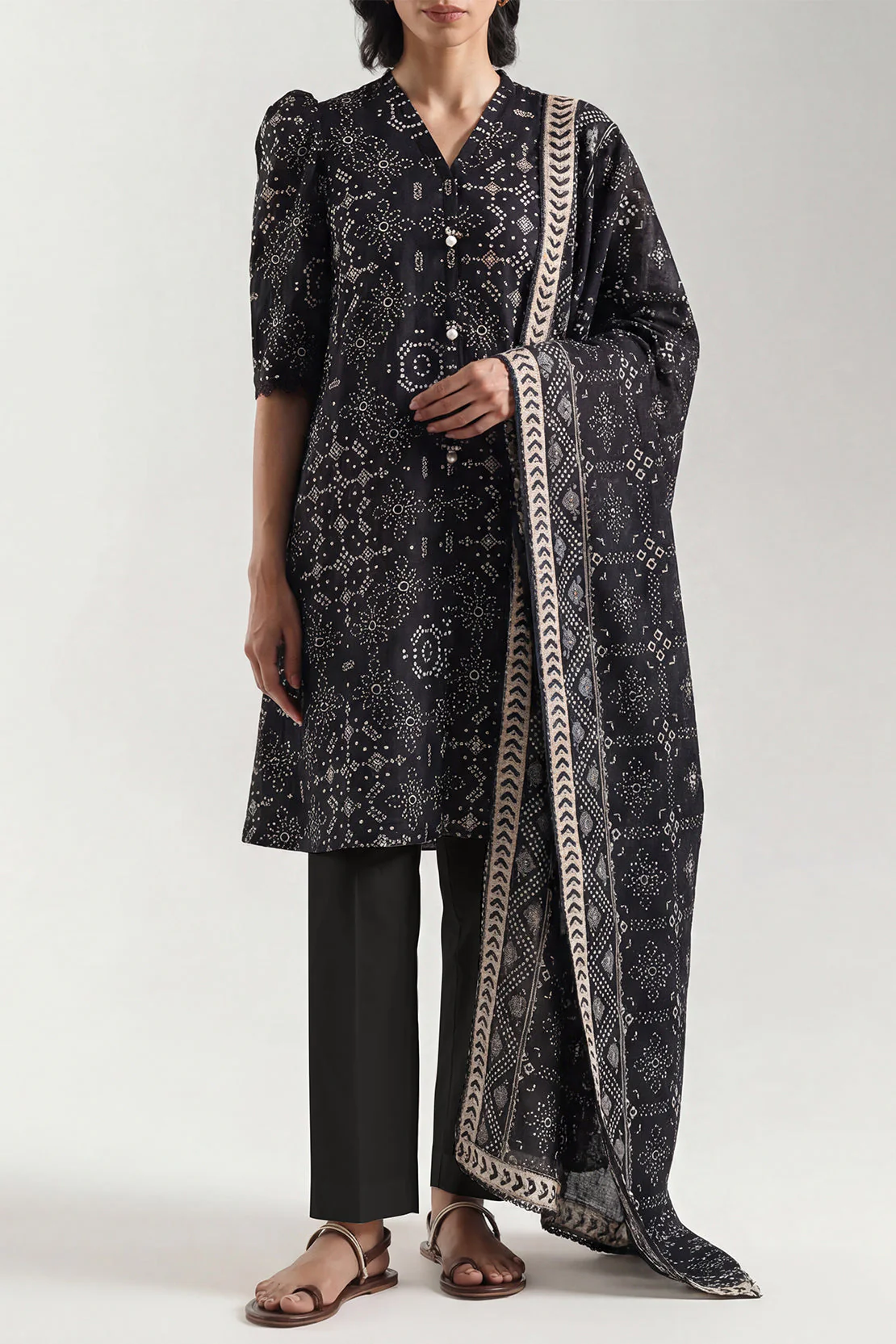 Unstitched Printed Self Strip Lawn 3 Piece - Image 3