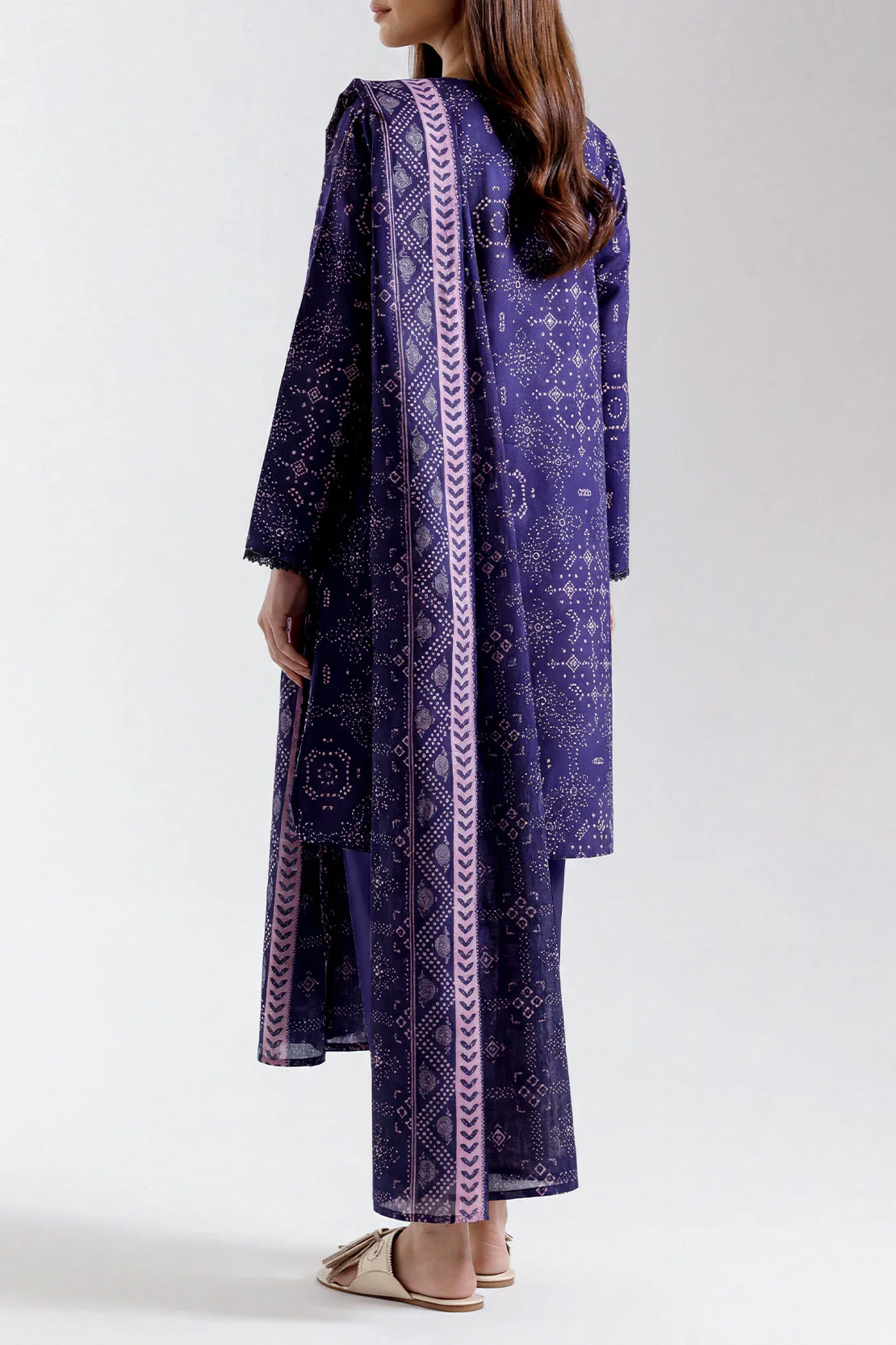 Unstitched Printed Self Strip Lawn 3 Piece - Image 3
