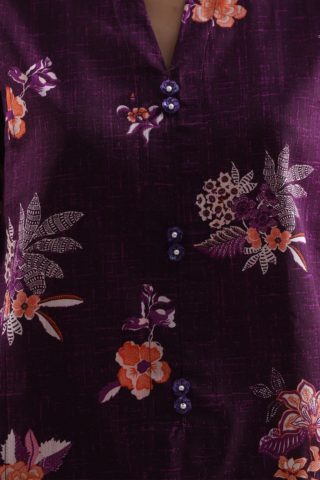 Unstitched Printed Self Strip Lawn 3 Piece - Image 5