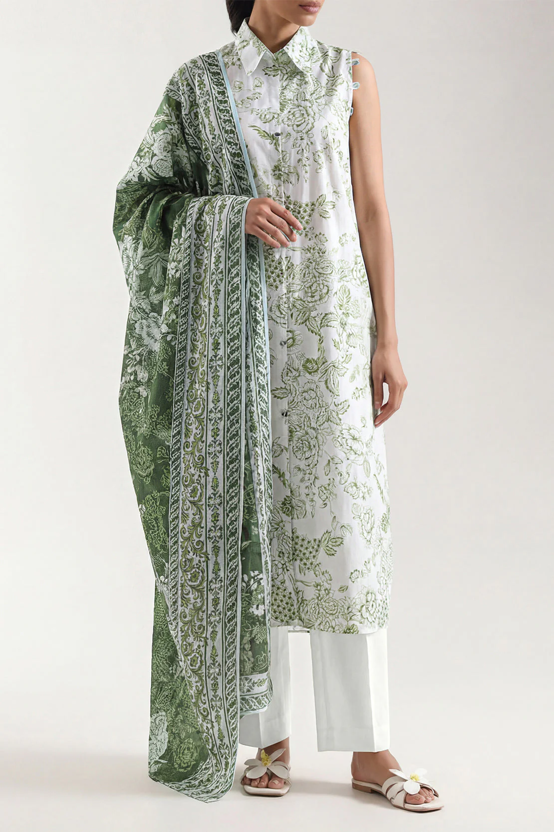 Unstitched Printed Self Strip Lawn 3 Piece - Image 2