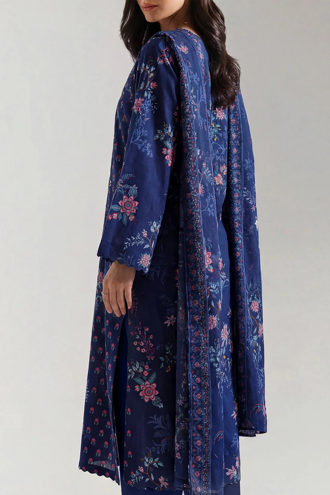 Unstitched Printed Self Strip Lawn 3 Piece - Image 3