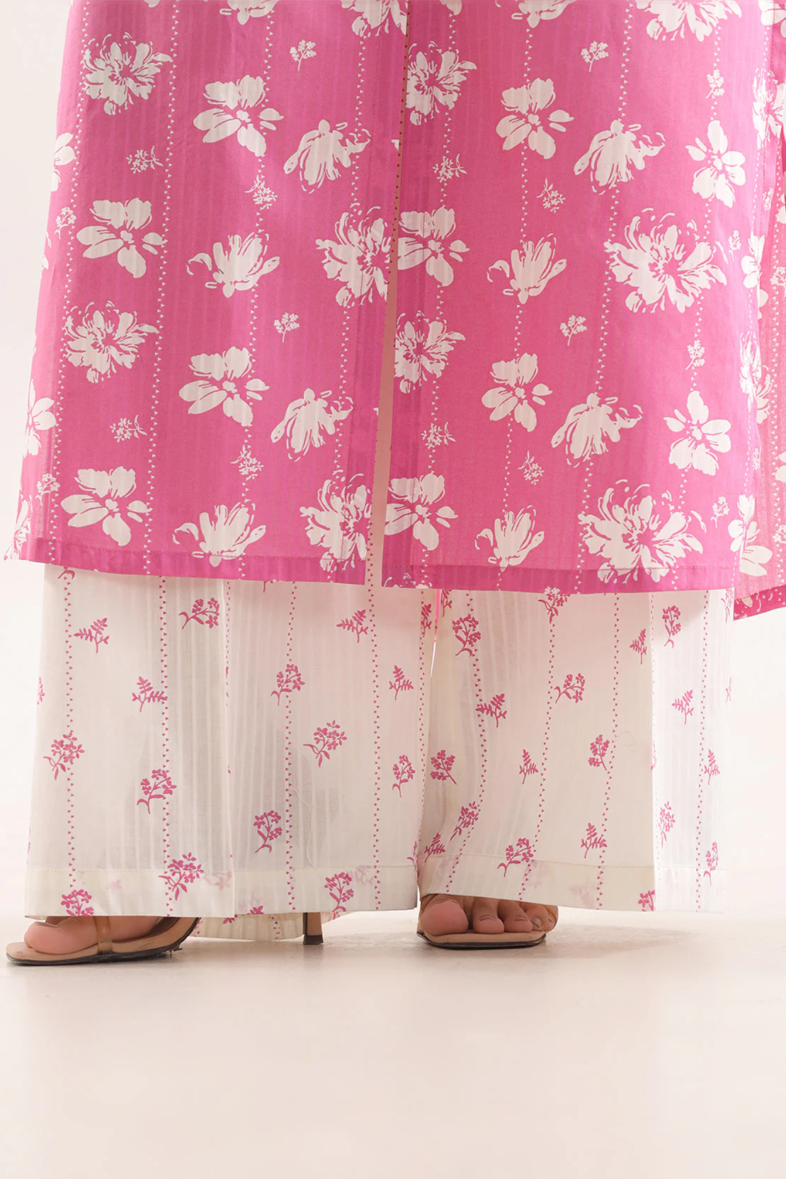 Unstitched Printed Self Stripe Lawn 2 Piece (Shirt/Trouser) - Image 5