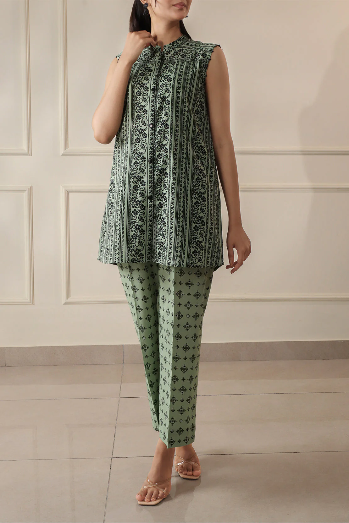 Unstitched Printed Self Stripe Lawn 2 Piece (Shirt/Trouser) - Image 3