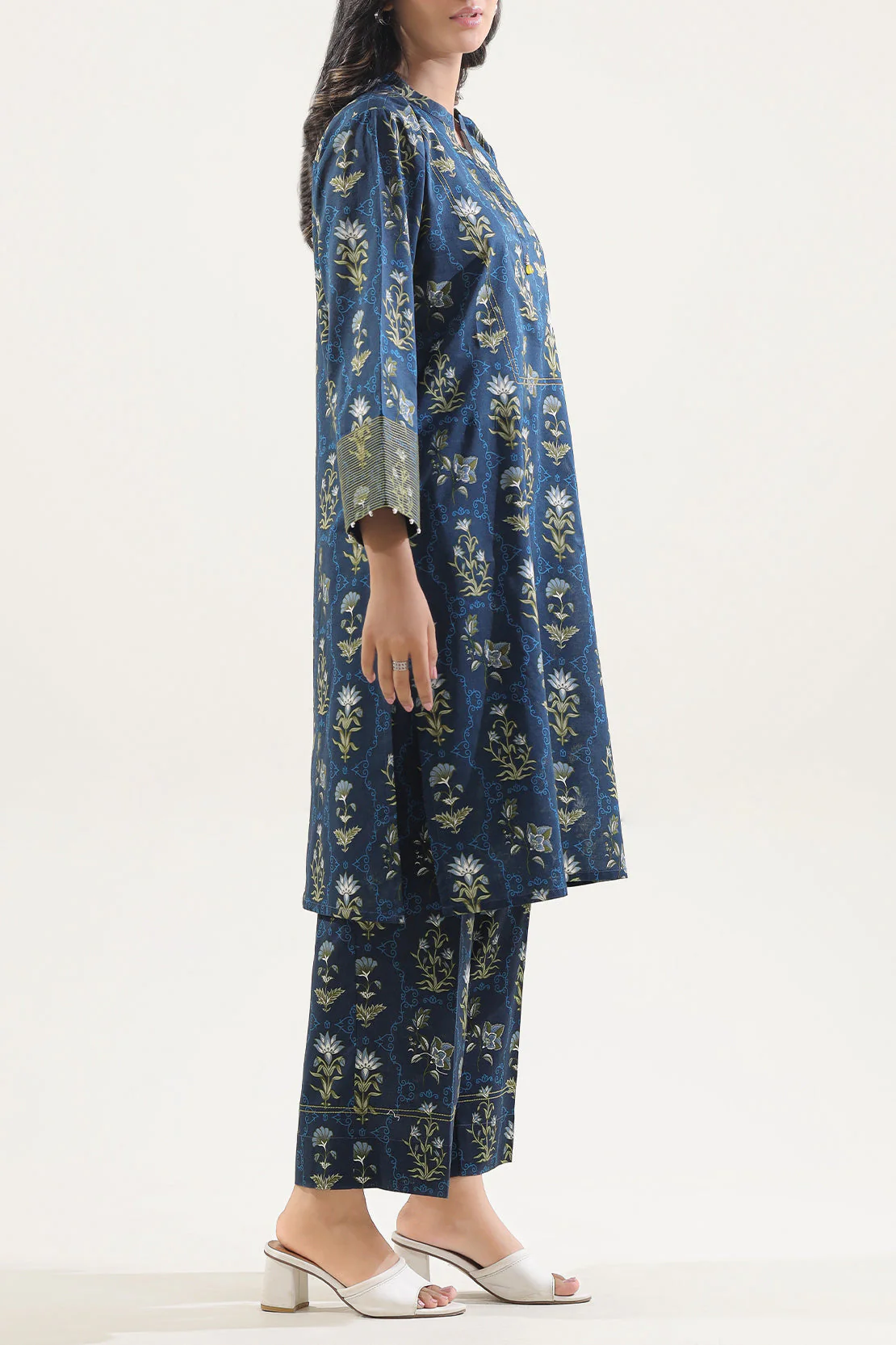 Unstitched Printed Self Stripe Lawn 2 Piece (Shirt/Trouser) - Image 3