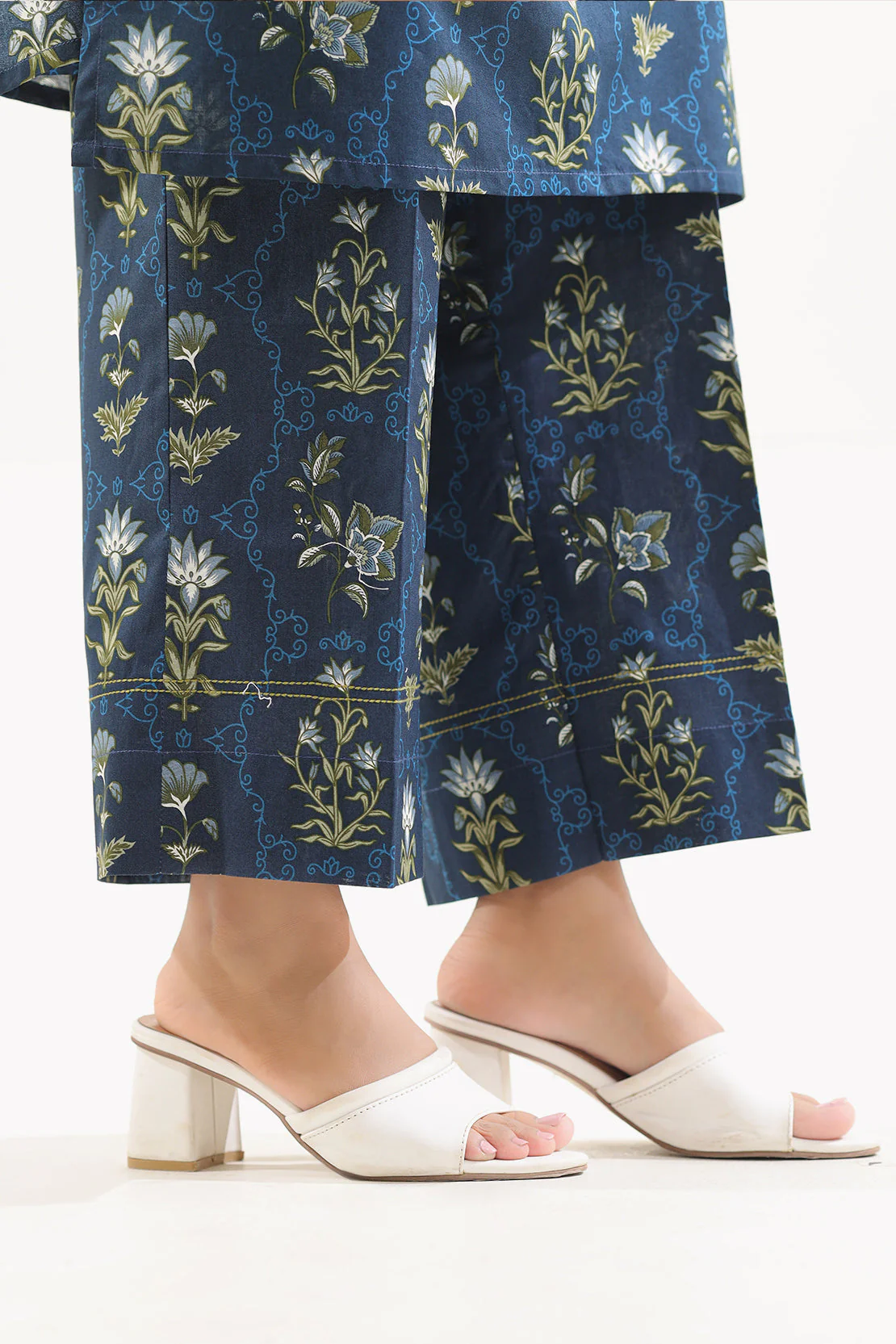 Unstitched Printed Self Stripe Lawn 2 Piece (Shirt/Trouser) - Image 6