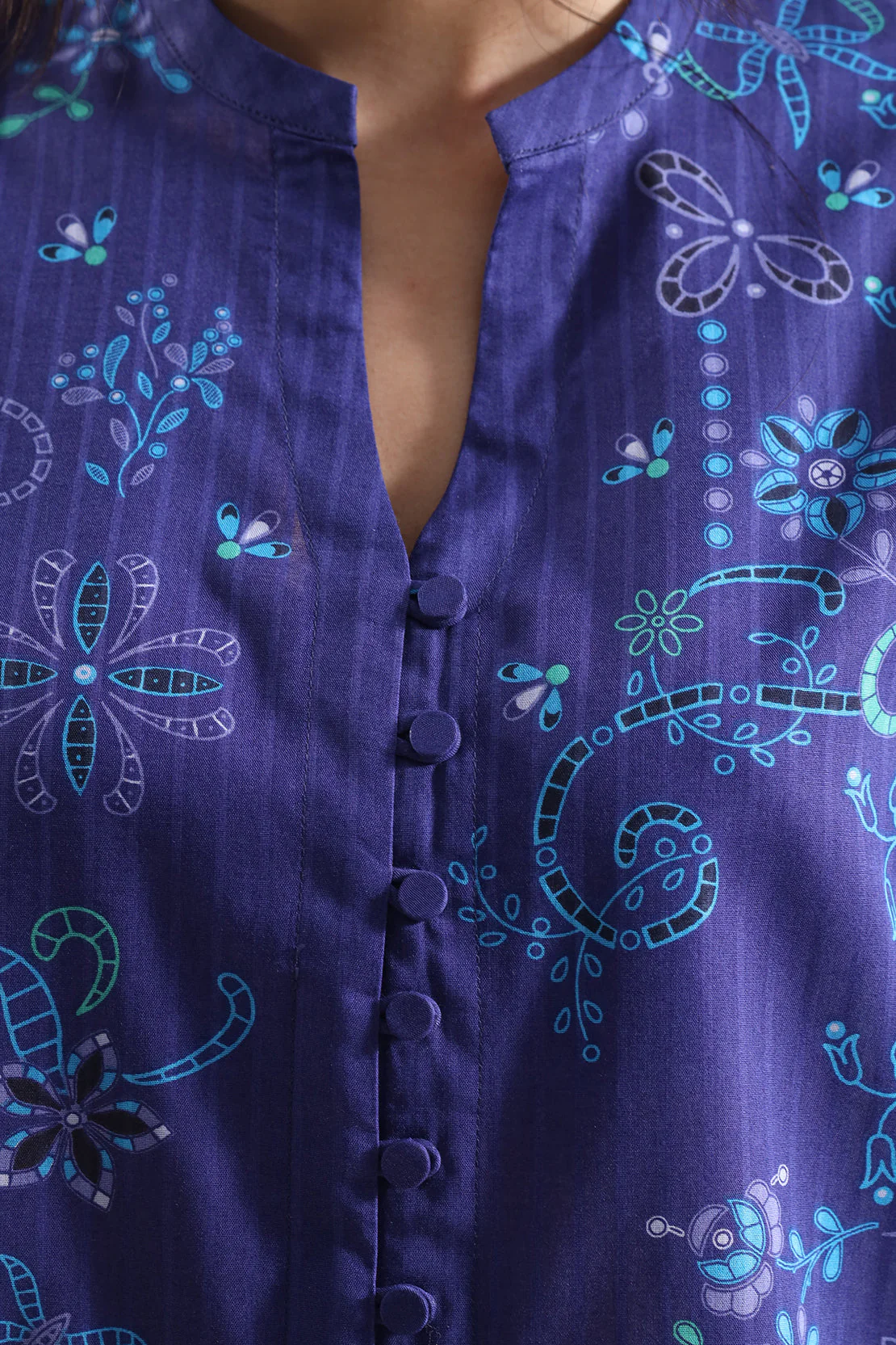 Unstitched Printed Self Stripe Lawn 3 Piece - Image 5