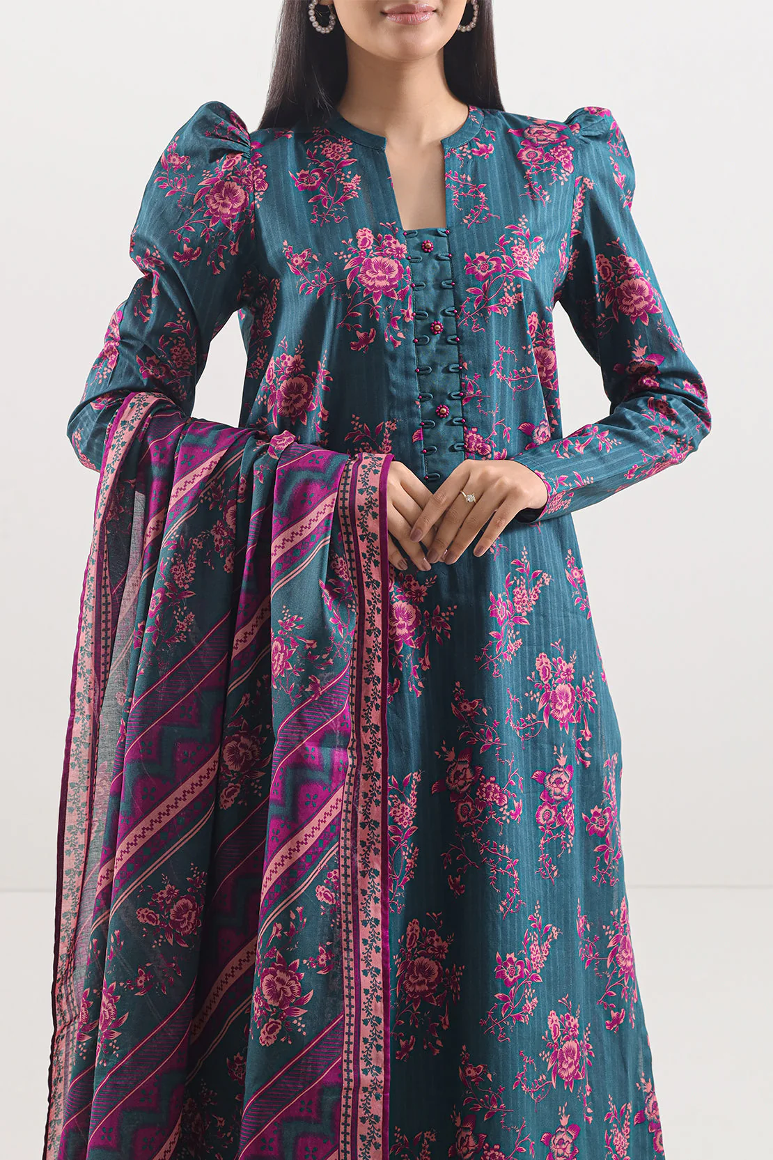 Unstitched Printed Strip Lawn 3 Piece - Image 3
