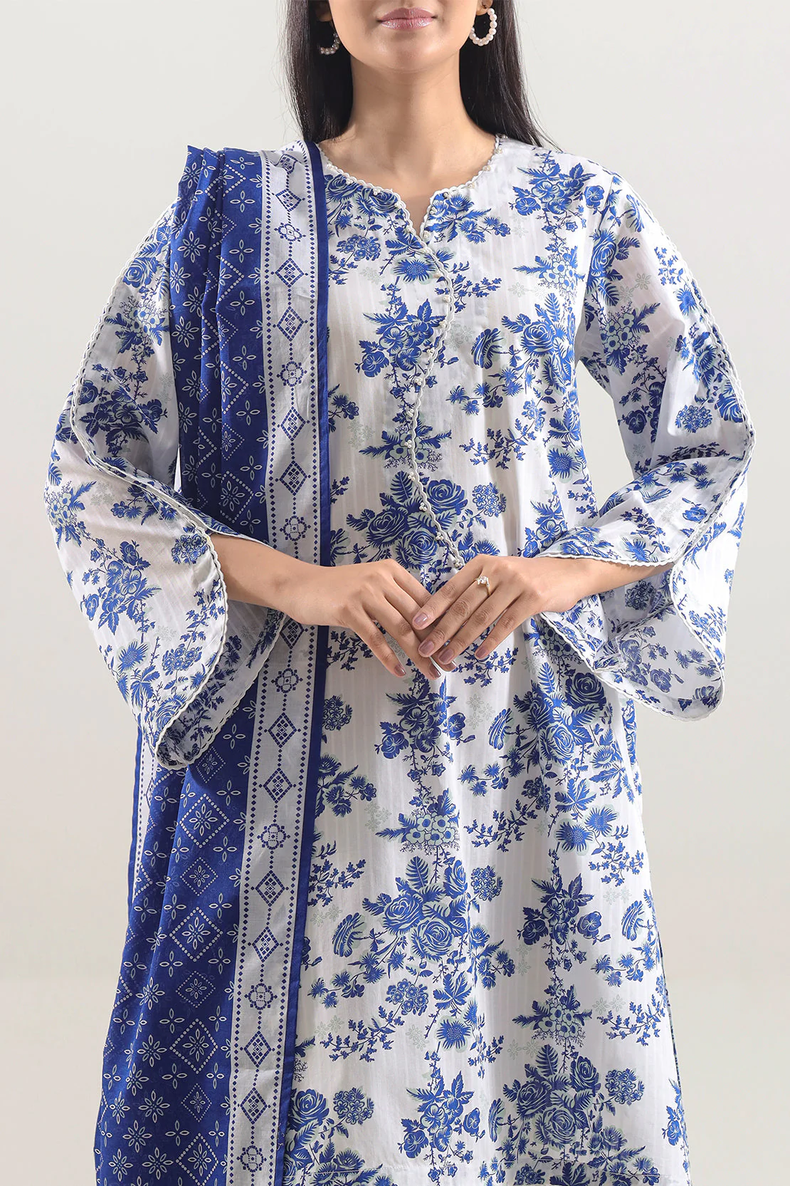 Unstitched Printed Strip Lawn 3 Piece - Image 3