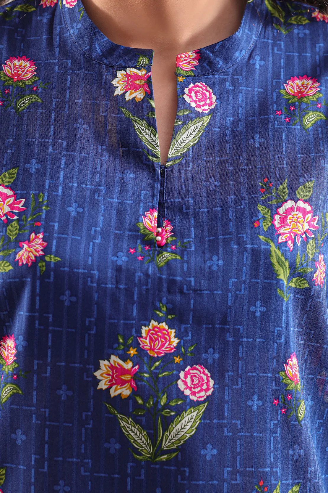 Unstitched Printed Strip Lawn 3 Piece - Image 4