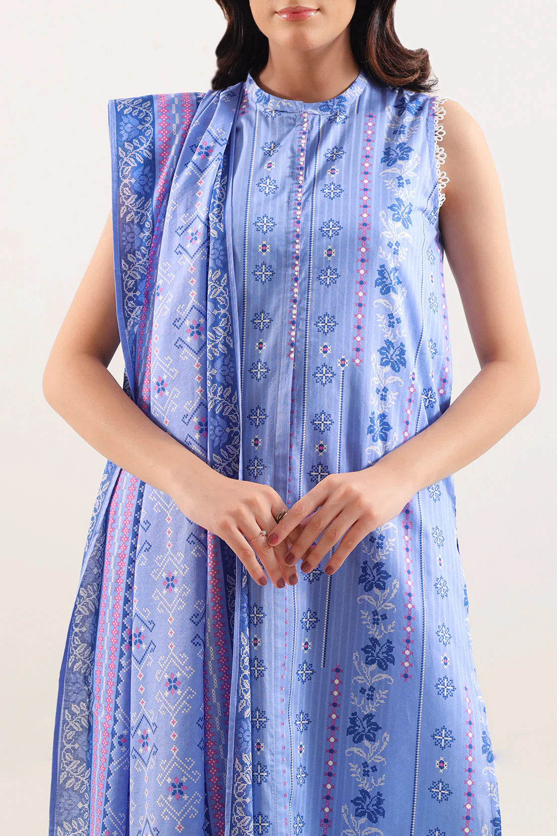 Unstitched Printed Stripe Lawn 3 Piece - Image 3