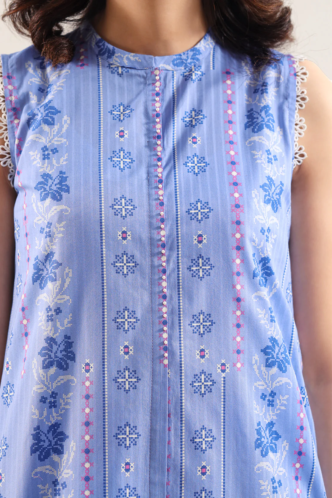 Unstitched Printed Stripe Lawn 3 Piece - Image 4