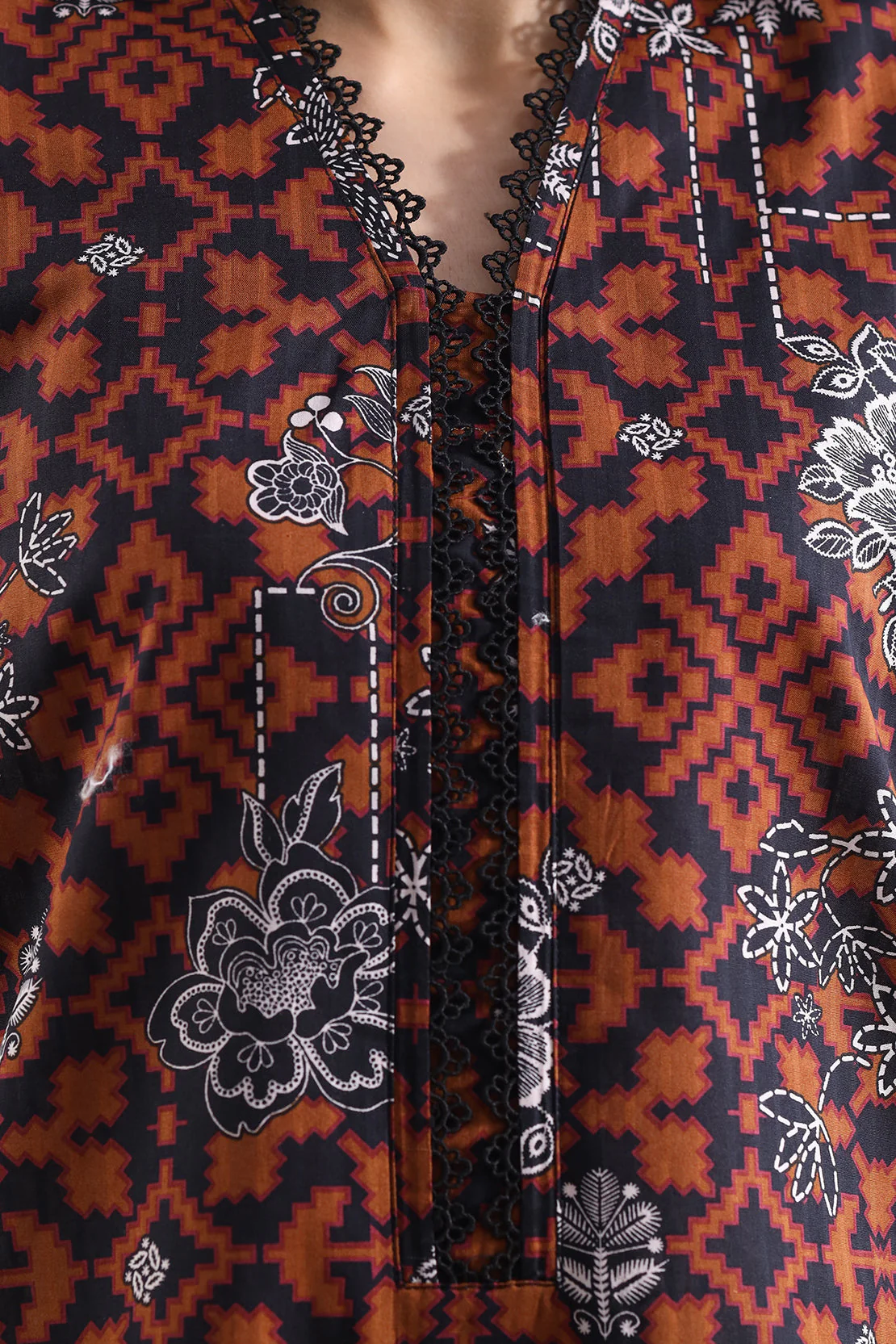 Unstitched Printed Self Stripe Lawn 3 Piece - Image 4