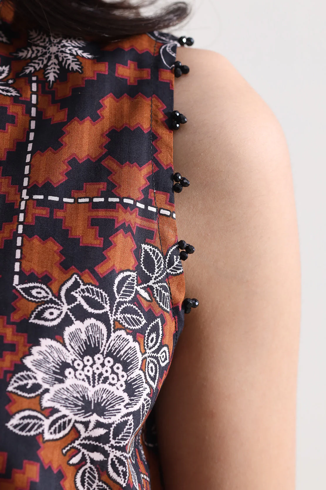 Unstitched Printed Self Stripe Lawn 3 Piece - Image 5
