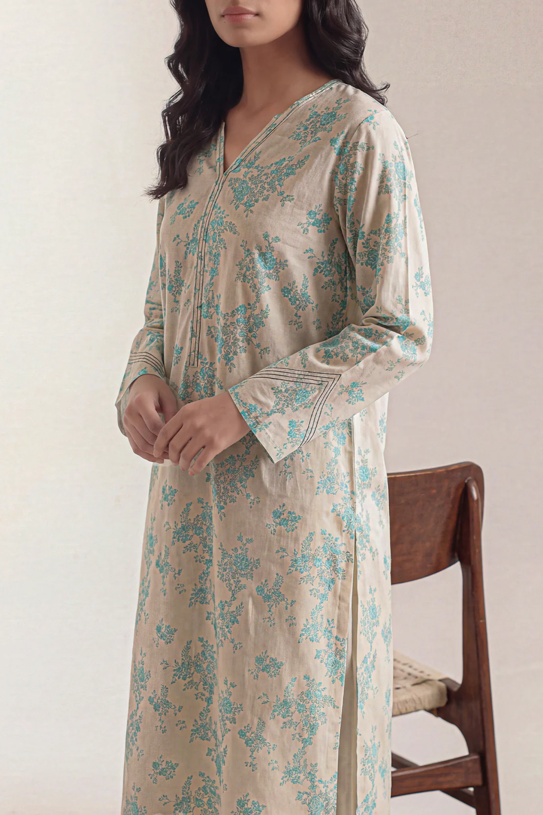 Unstitched Printed Viscose Twill 2 Piece (Shirt/Trouser) - Image 3