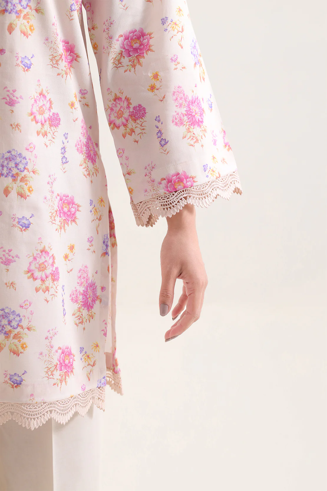 Unstitched Printed Warm Cotton 3 Piece - Image 5