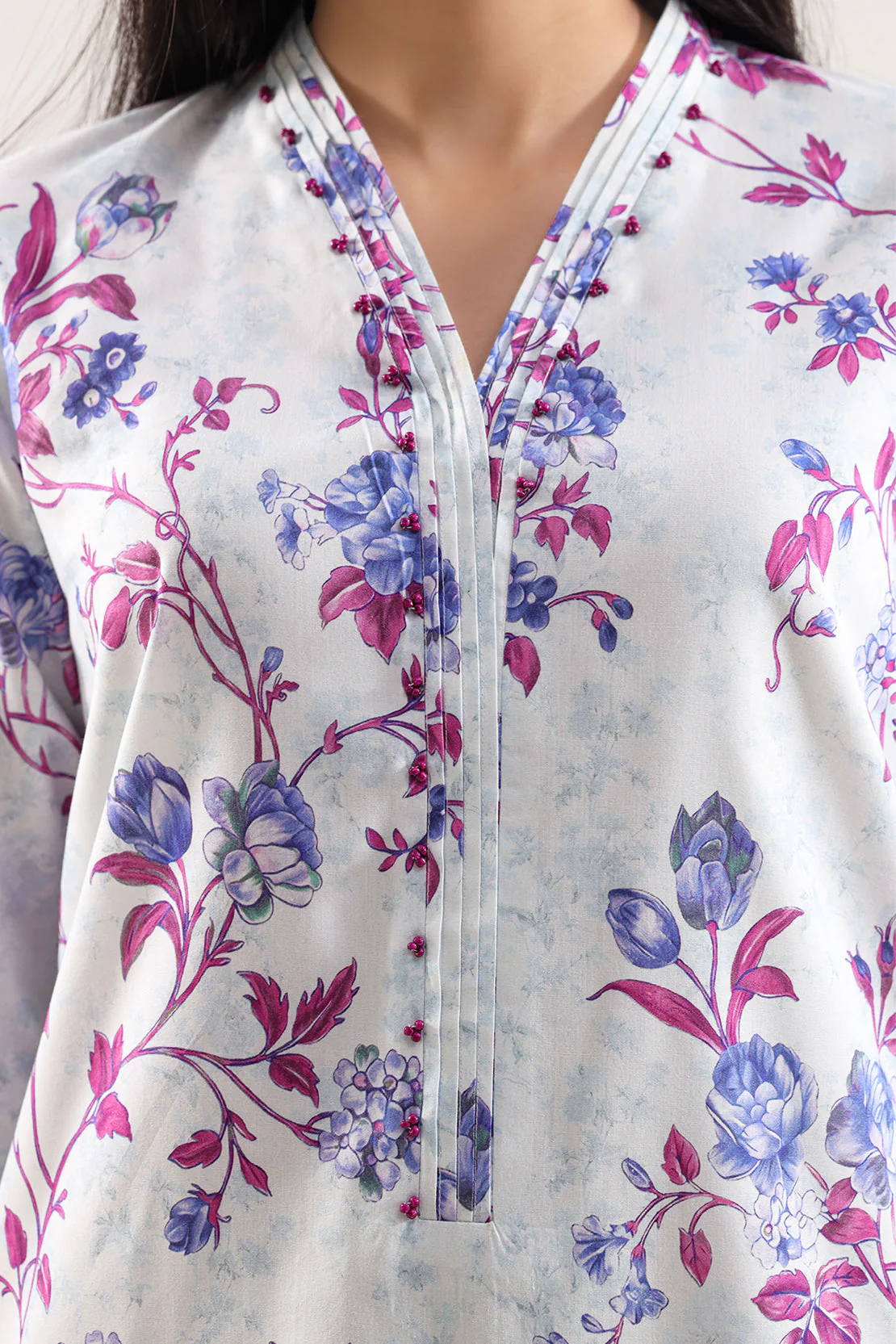 Unstitched Printed Warm Cotton 3 Piece - Image 3
