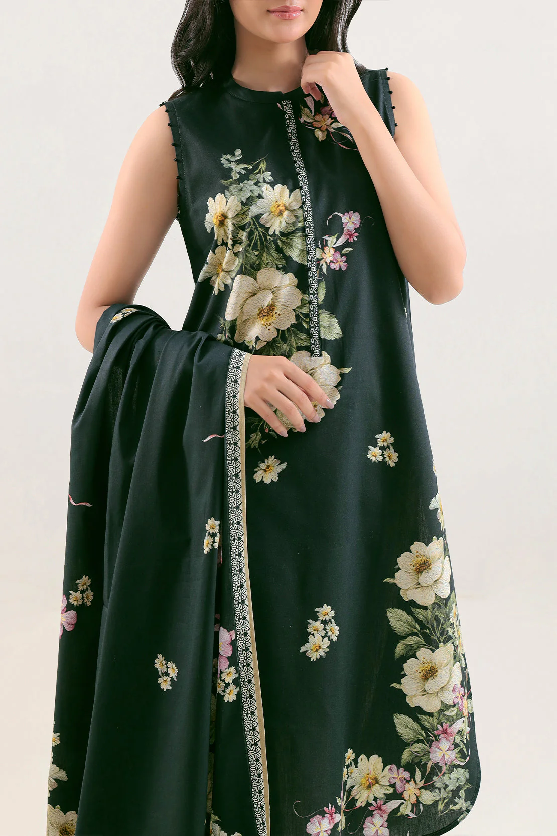Unstitched Printed Warm Cotton 3 Piece - Image 3