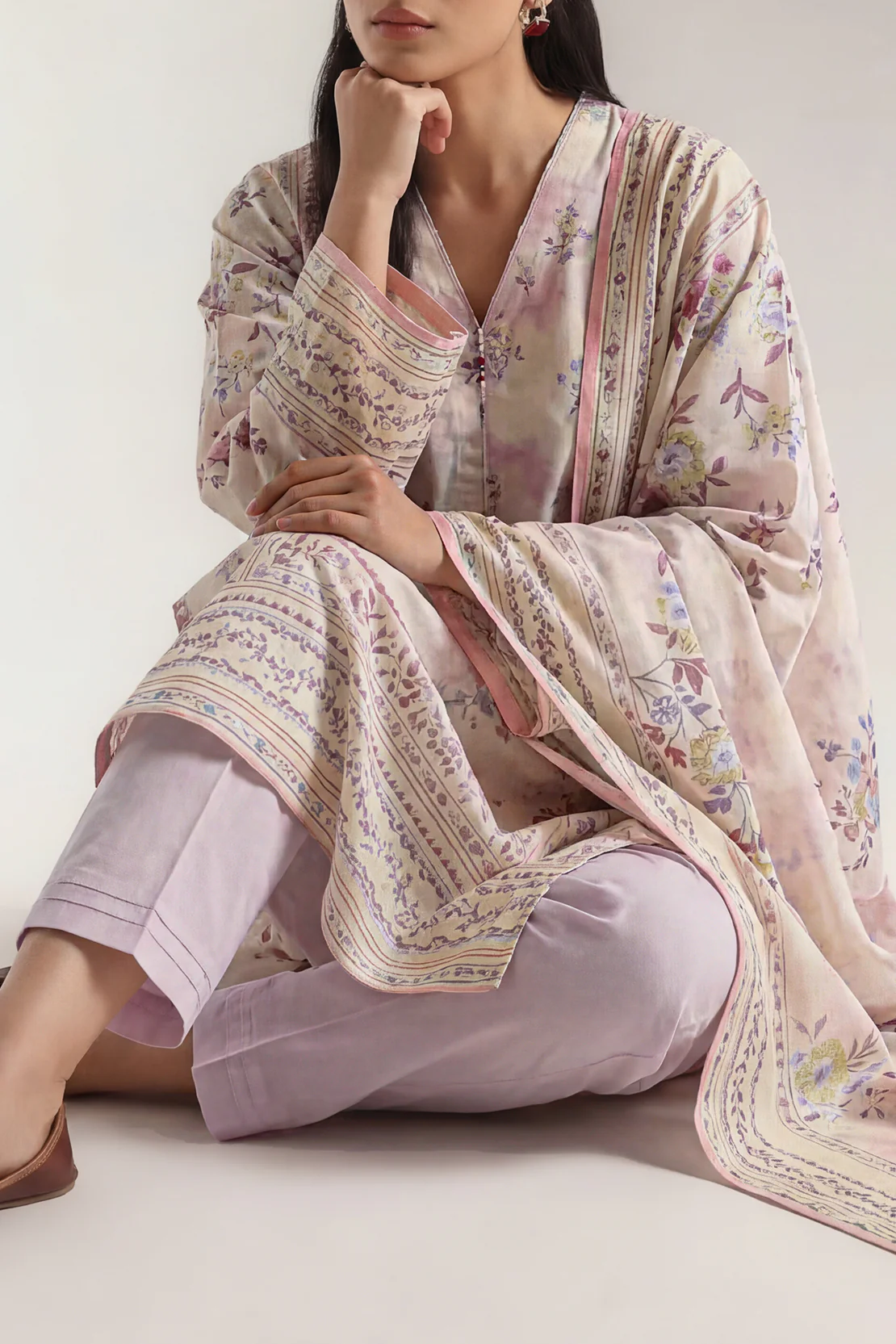 Unstitched Printed Warm Cotton 3 Piece - Image 3